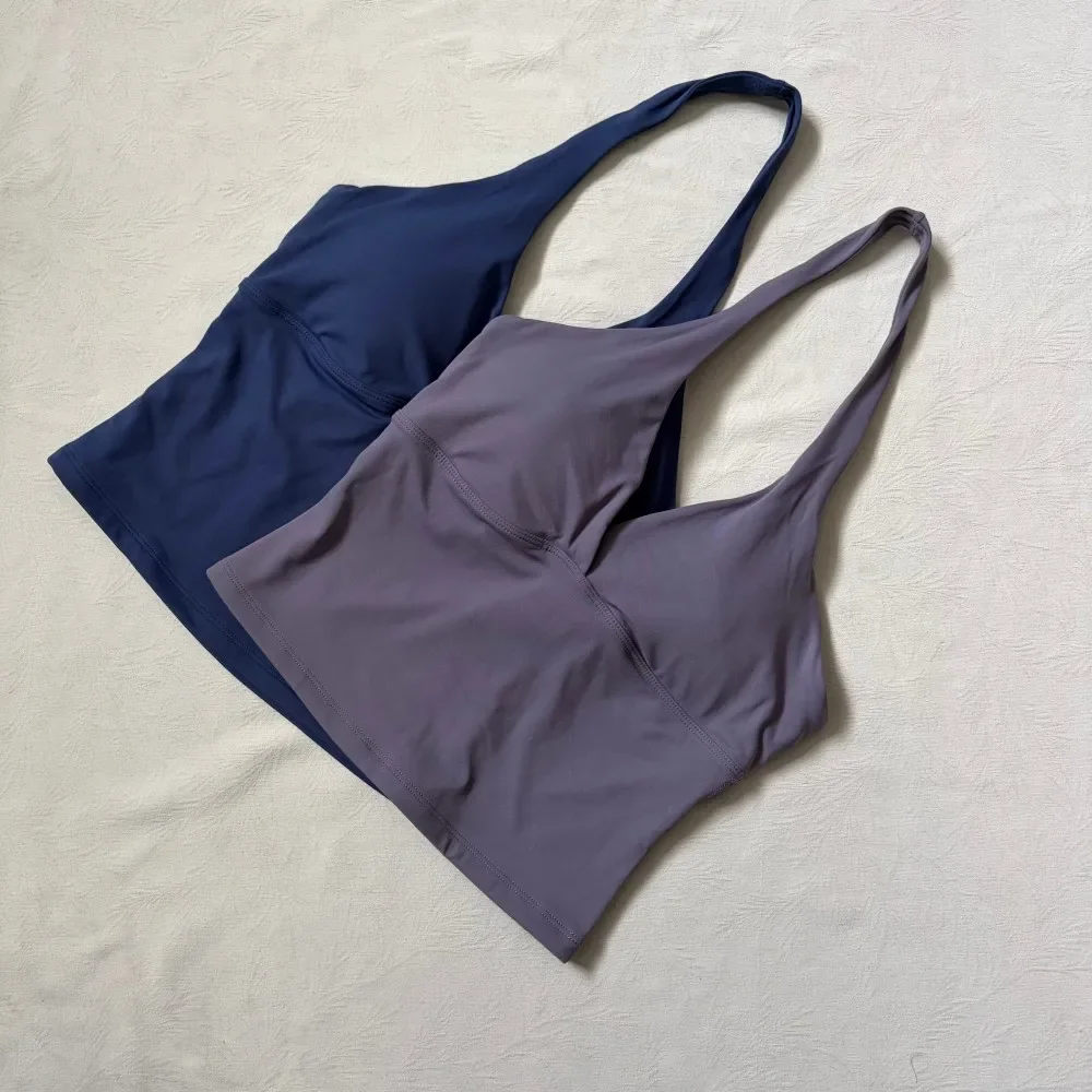 Rompi Leher V dengan Logo, Mod - Yoga Fitness Mat ulasan dan harga